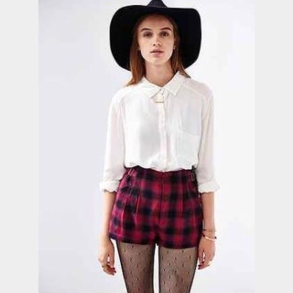 Urban Outfitters Pants - Urban Outfitters BDG sz 0 red black plaid shorts